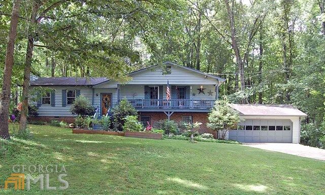 Property Photo: 4214 Jade Trl GA 30115