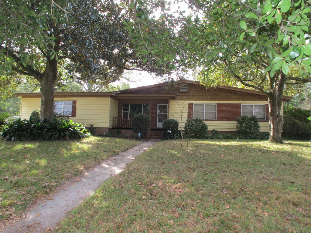 Property Photo:  7008 Pamela Drive  FL 32210 