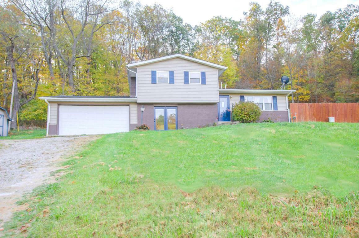 Property Photo:  13056 Banks Hollow Road NE  OH 43055 