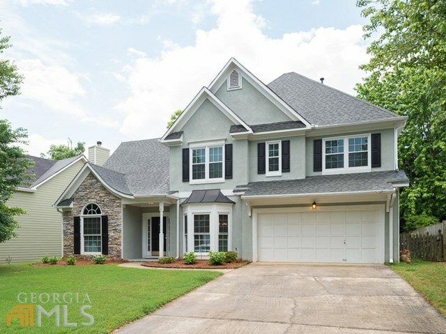 Property Photo: 3916 Concord Walk Dr GA 30082