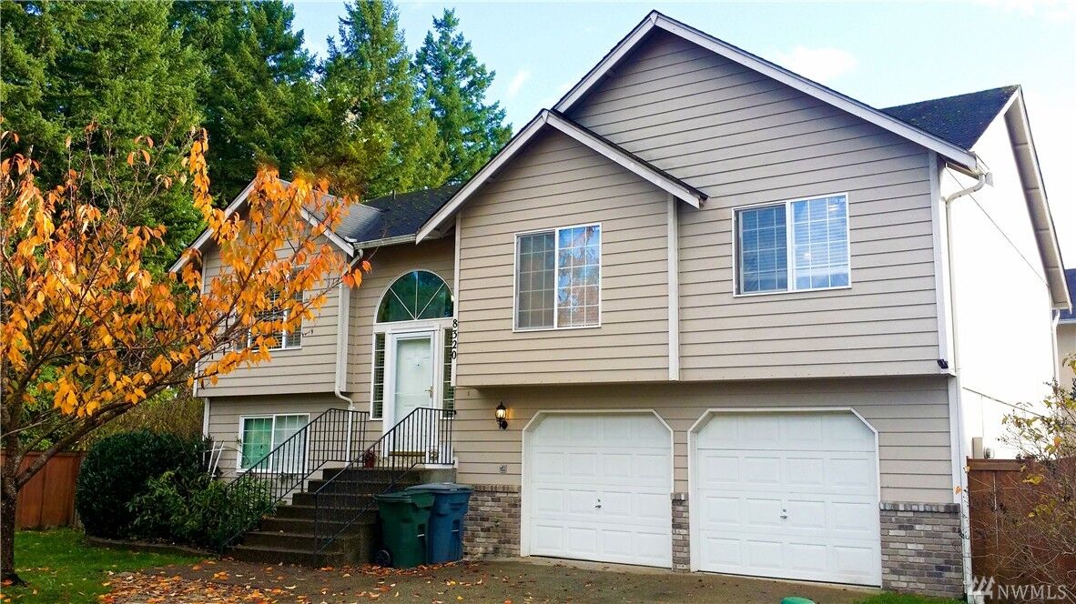Property Photo: 8320 185th St Ct E WA 98375