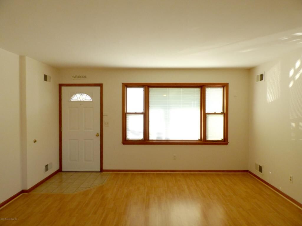 Property Photo:  9 Kearney Street  NJ 07735 