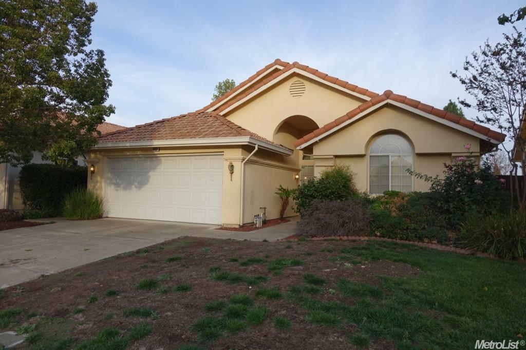 Property Photo:  8069 Arroyo Vista Drive  CA 95823 