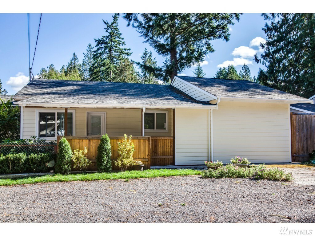 Property Photo: 19411 Damson Rd WA 98036