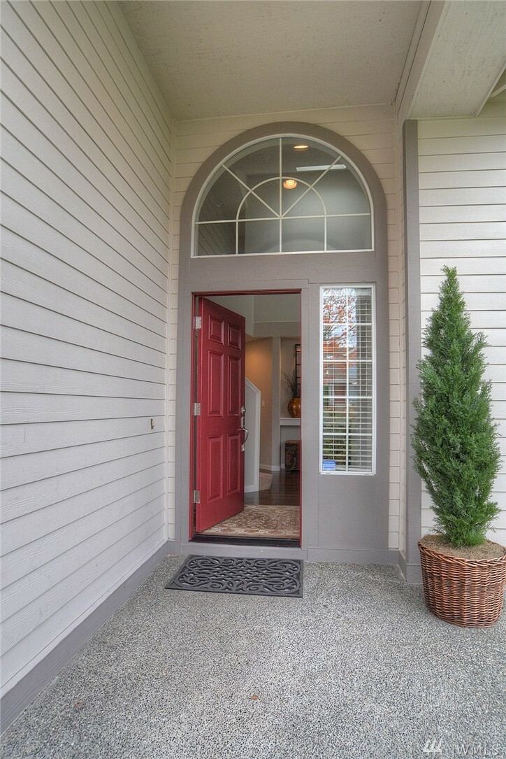 Property Photo: 3931 258th Wy SE WA 98029