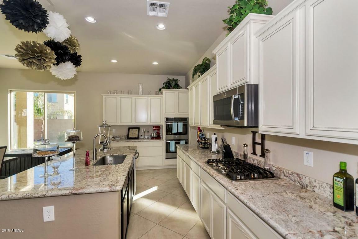 Property Photo: 21281 S 202nd Place AZ 85142