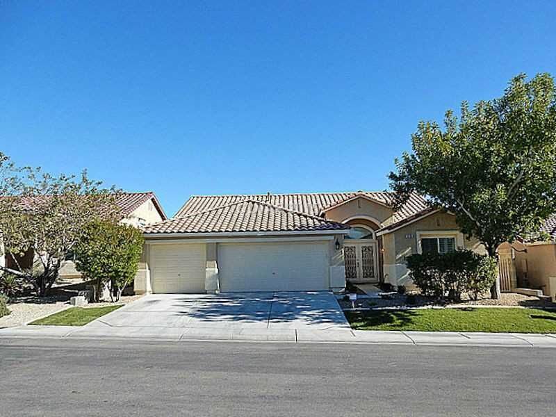 Property Photo: 5836 Buena Tierra St NV 89031