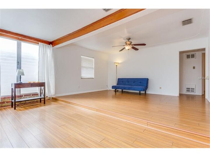 Property Photo:  112 S Glenwood Avenue  FL 32803 