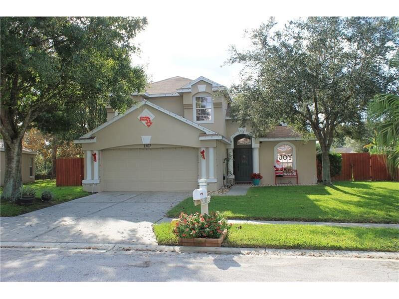 Property Photo:  1307 Timber Trace Drive  FL 33543 