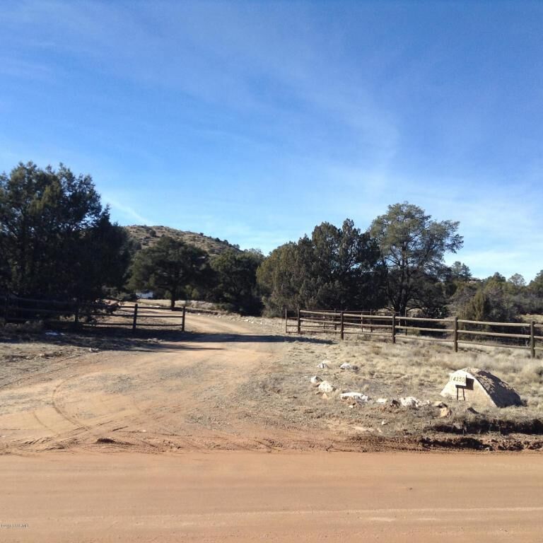 Property Photo:  14350 N Brenda Road  AZ 86305 
