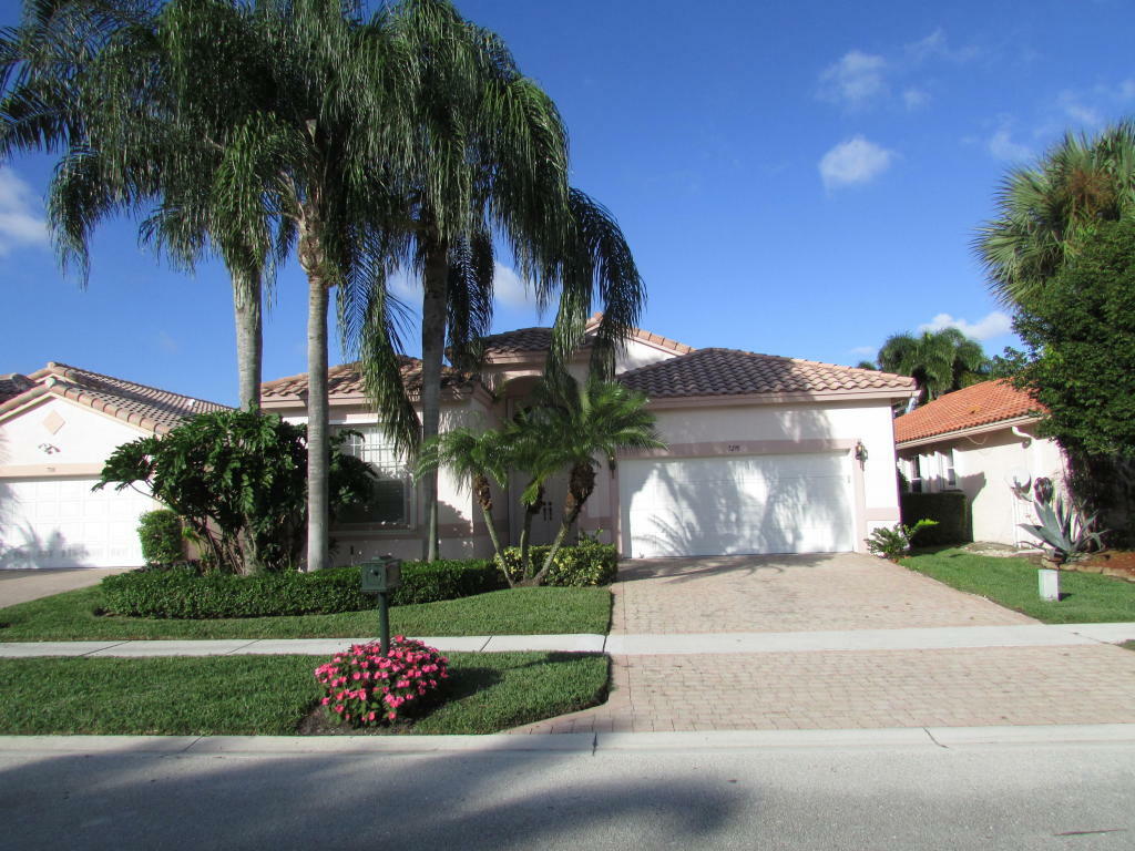 Property Photo:  7295 Toscane Court  FL 33437 