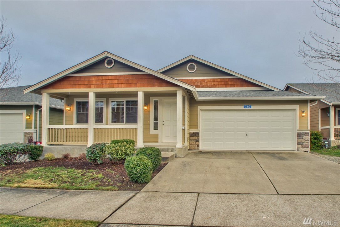 Property Photo: 240 Shantel St WA 98274