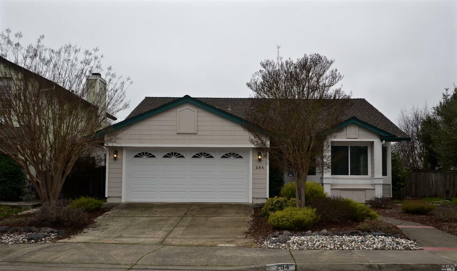 Property Photo: 294 Dartmouth Way CA 95492