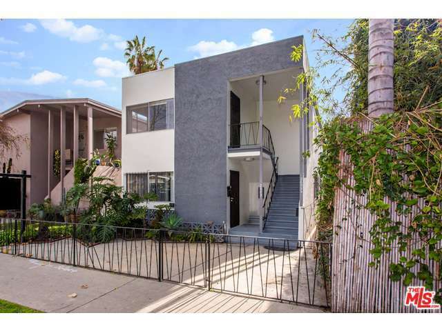 Property Photo:  2603 Abbot Kinney  CA 90291 