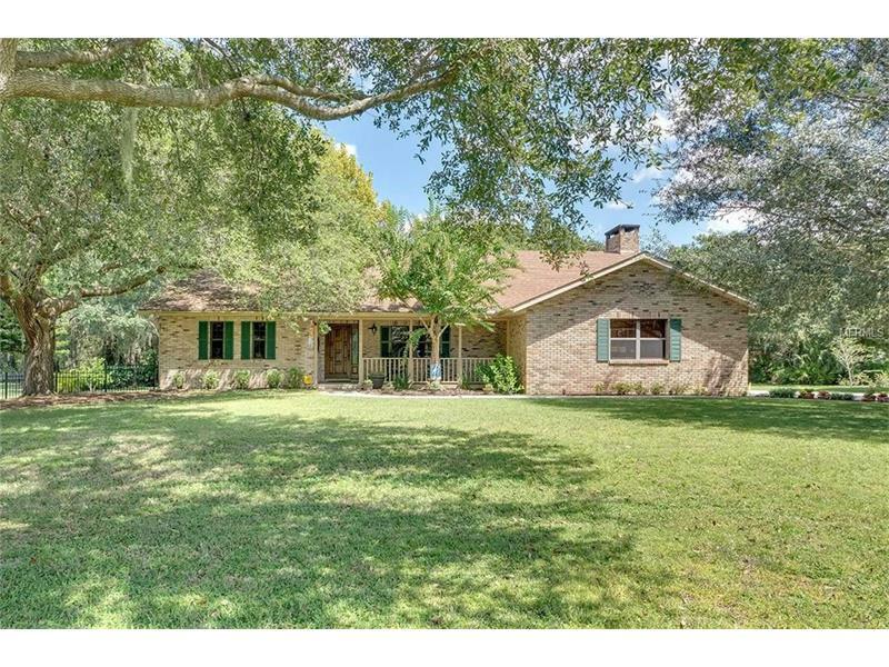 Property Photo: 13615 2nd Avenue E FL 34212