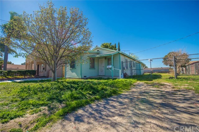 Property Photo:  1031 N Patt Street  CA 92801 