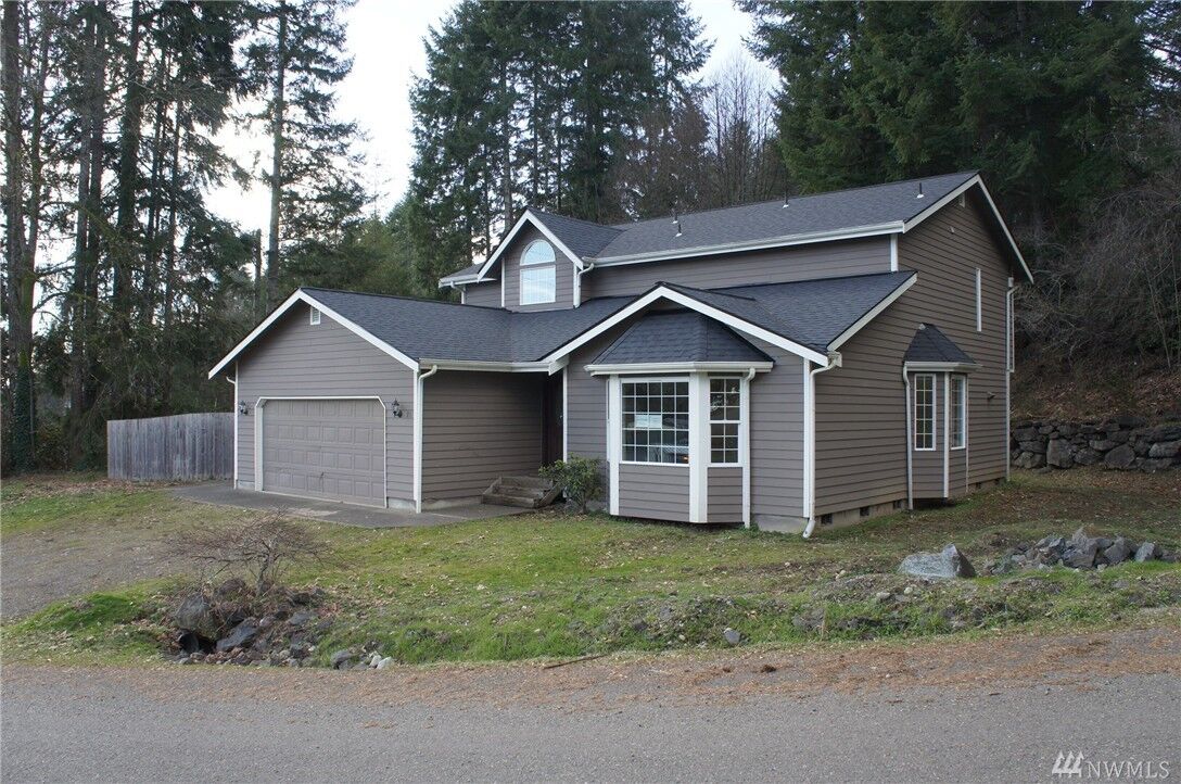 Property Photo: 21 NE View Court WA 98528