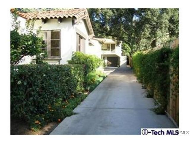 Property Photo:  547 W Sierra Madre Boulevard A  CA 91024 