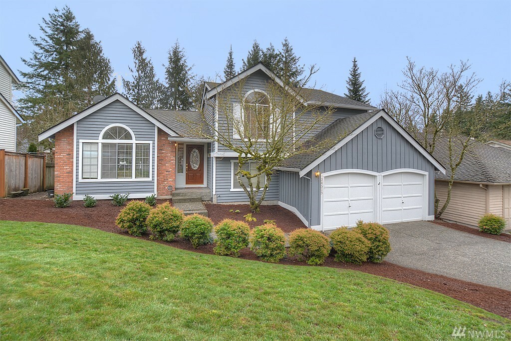 Property Photo: 24515 SE 44th St WA 98029