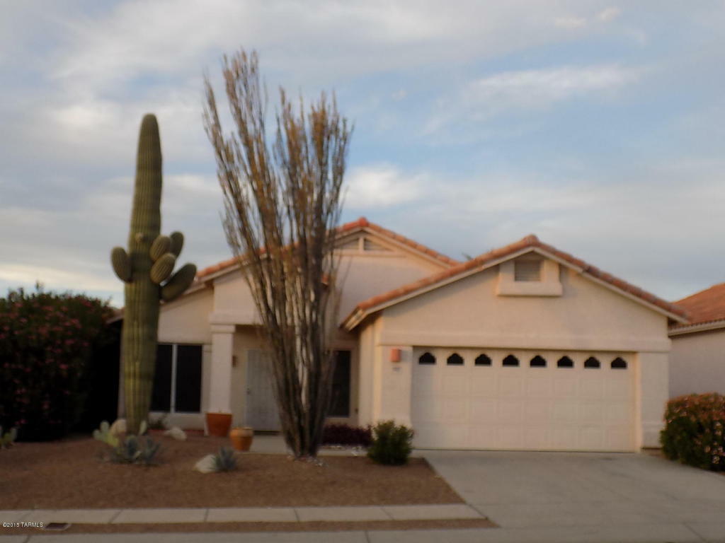 Property Photo:  10207 E Covington  AZ 85748 