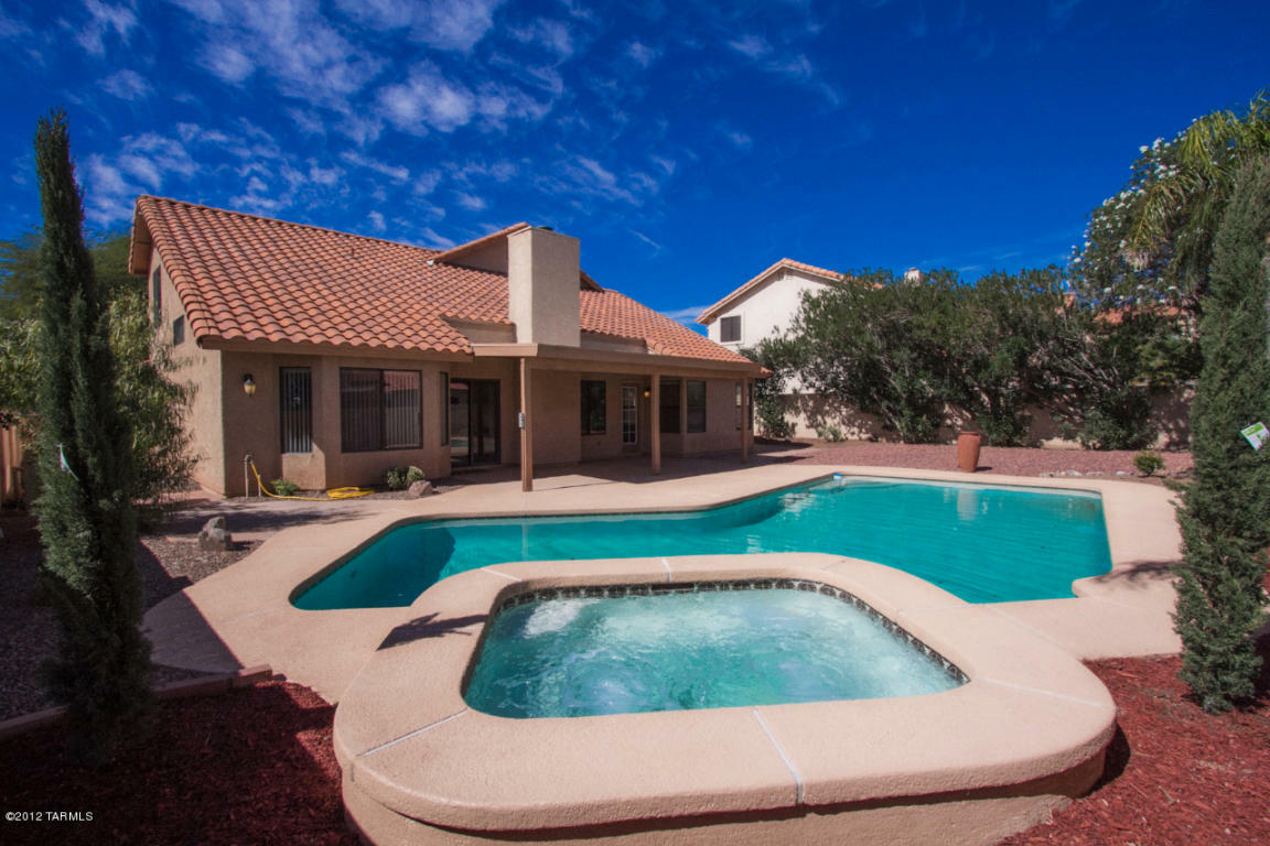 Property Photo: 11796 N Dragoon Springs Drive AZ 85737