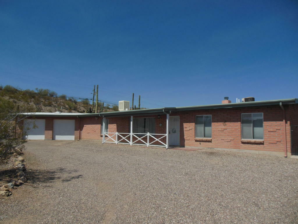 Property Photo:  5751 W Sunset Road  AZ 85743 