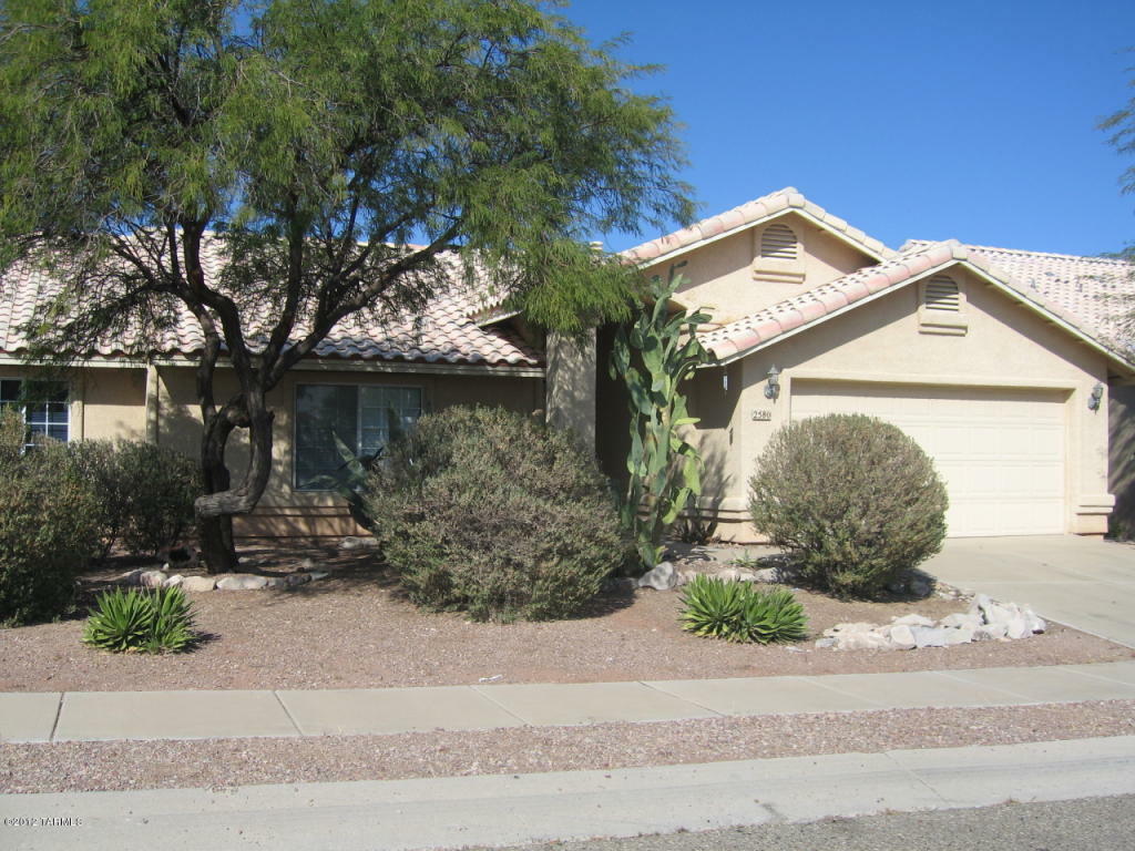 Property Photo:  2580 W Calle Cuero De Vaca  AZ 85745 