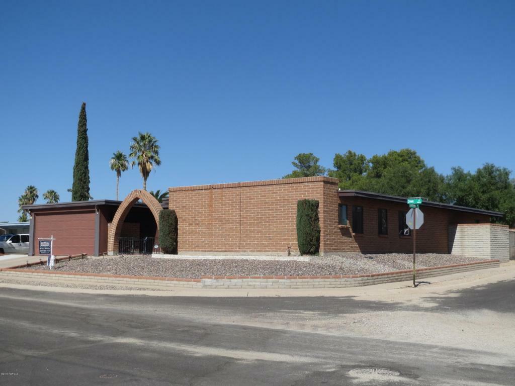 Property Photo:  9431 E Creek Street  AZ 85730 