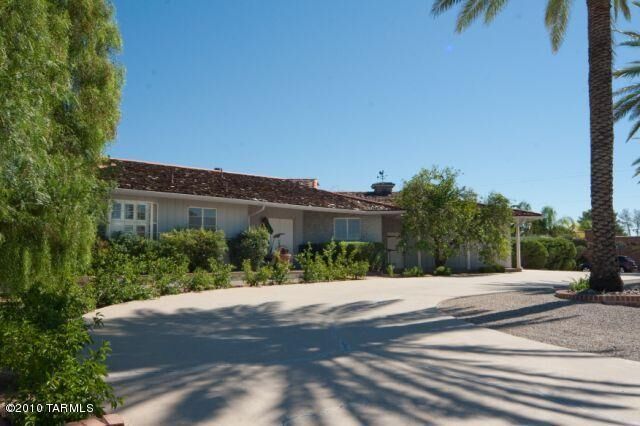 Property Photo: 5541 E Burns AZ 85711