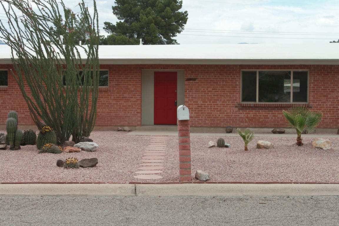 Property Photo: 7431 E Calle Madero AZ 85710