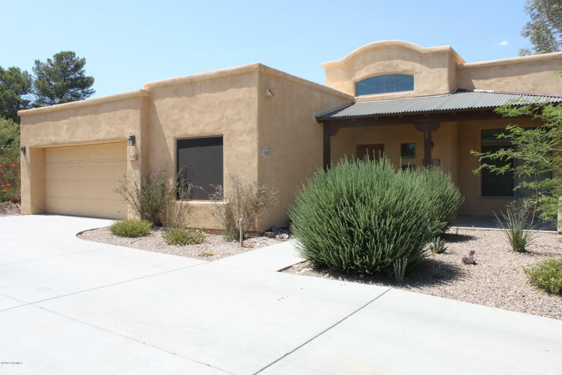 Property Photo: 1267 N Golden Palomino Place AZ 85715