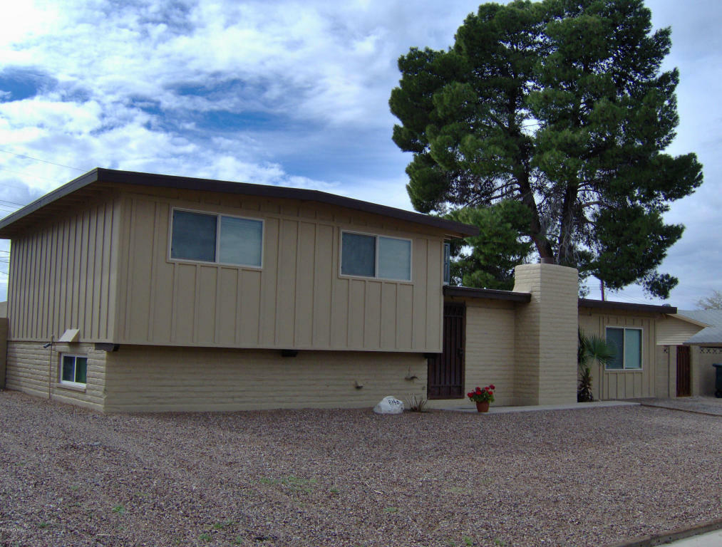 Property Photo:  8146 E Kenyon Drive  AZ 85710 