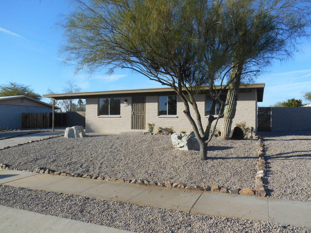 Property Photo:  2800 W Calle Del Huerto  AZ 85741 