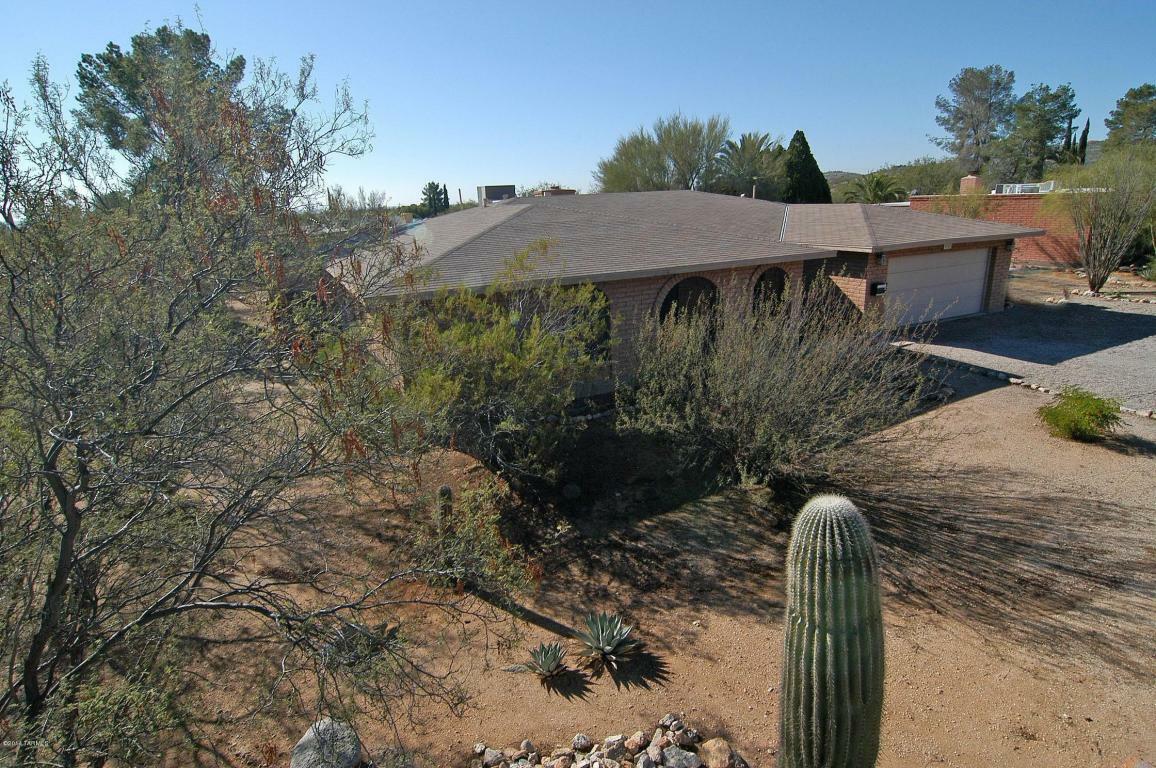 Property Photo: 9040 E Saddleback Drive AZ 85749