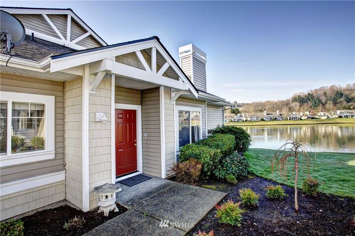 Property Photo:  23317 53rd Avenue S  WA 98032 