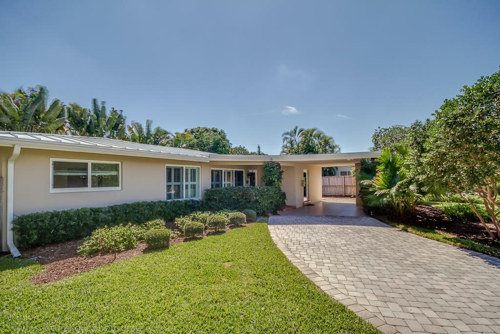 Property Photo:  760 SW 3rd Street  FL 33486 