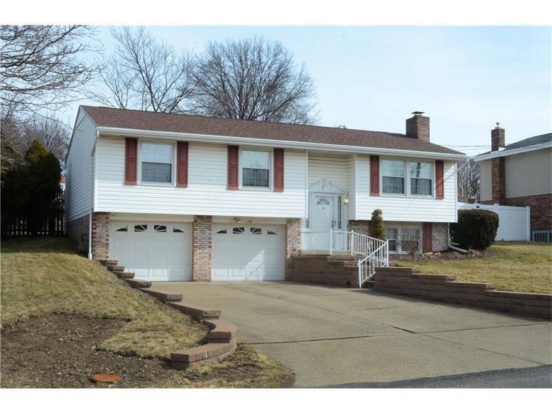 Property Photo: 238 Wyngate Road PA 15108