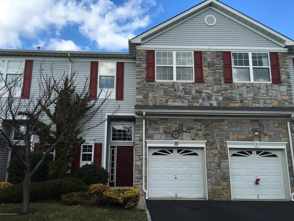Property Photo:  22 Harbor Bay Circle  NJ 08879 
