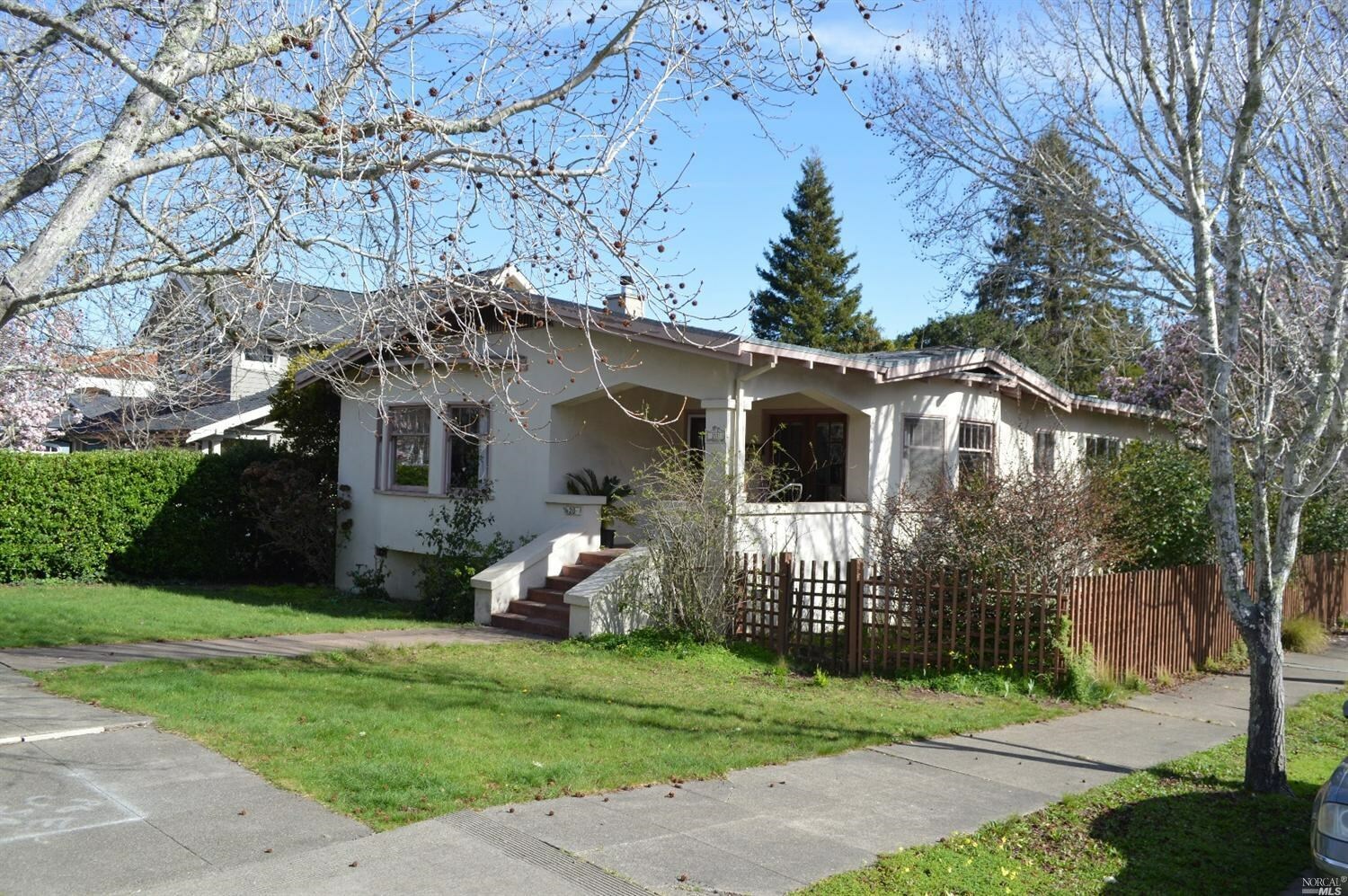 Property Photo:  20 Monte Vista Avenue  CA 94939 