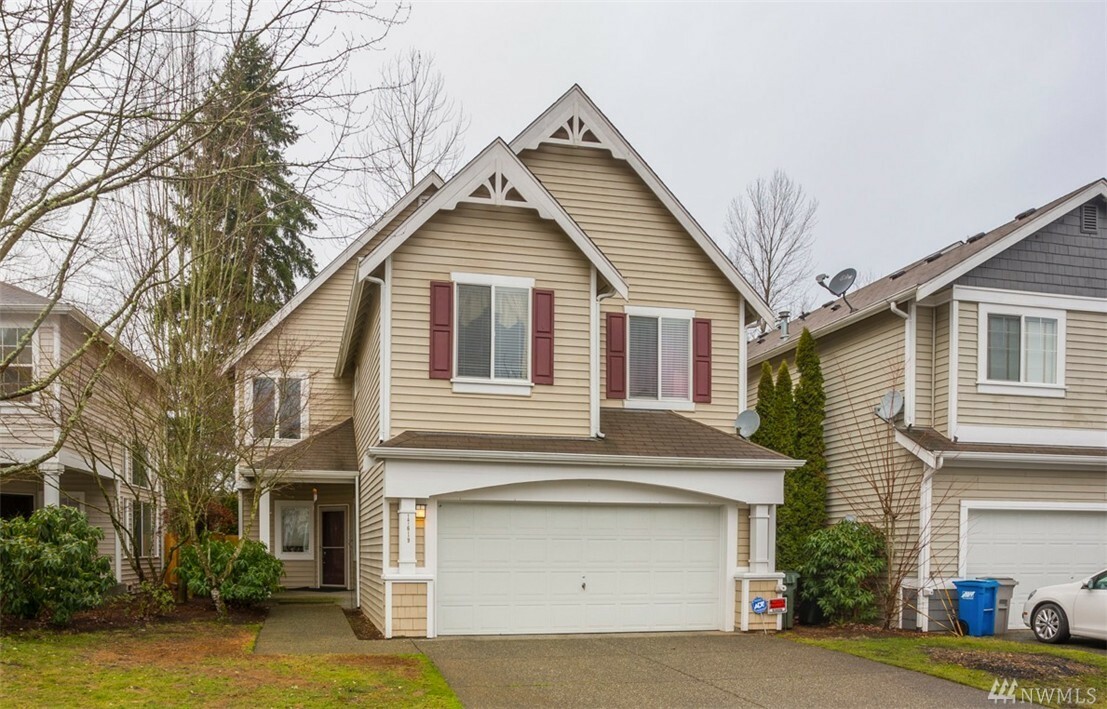 Property Photo:  17619 133rd Place SE  WA 98058 