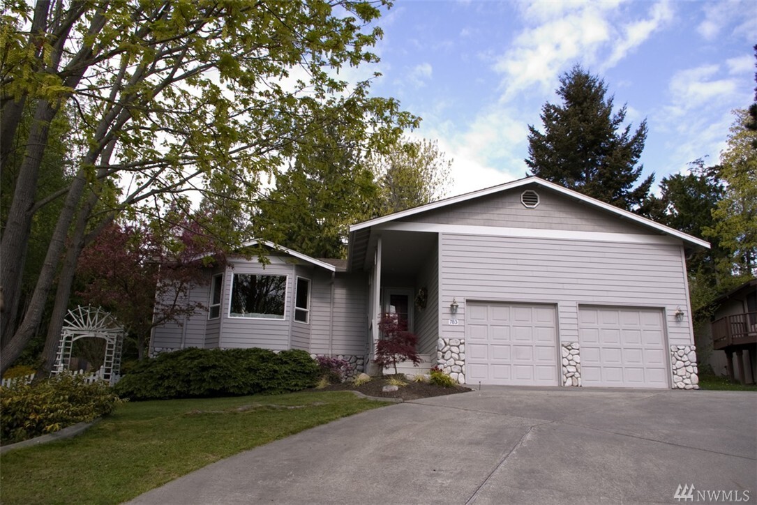 Property Photo: 783 Lillooet Ct WA 98257
