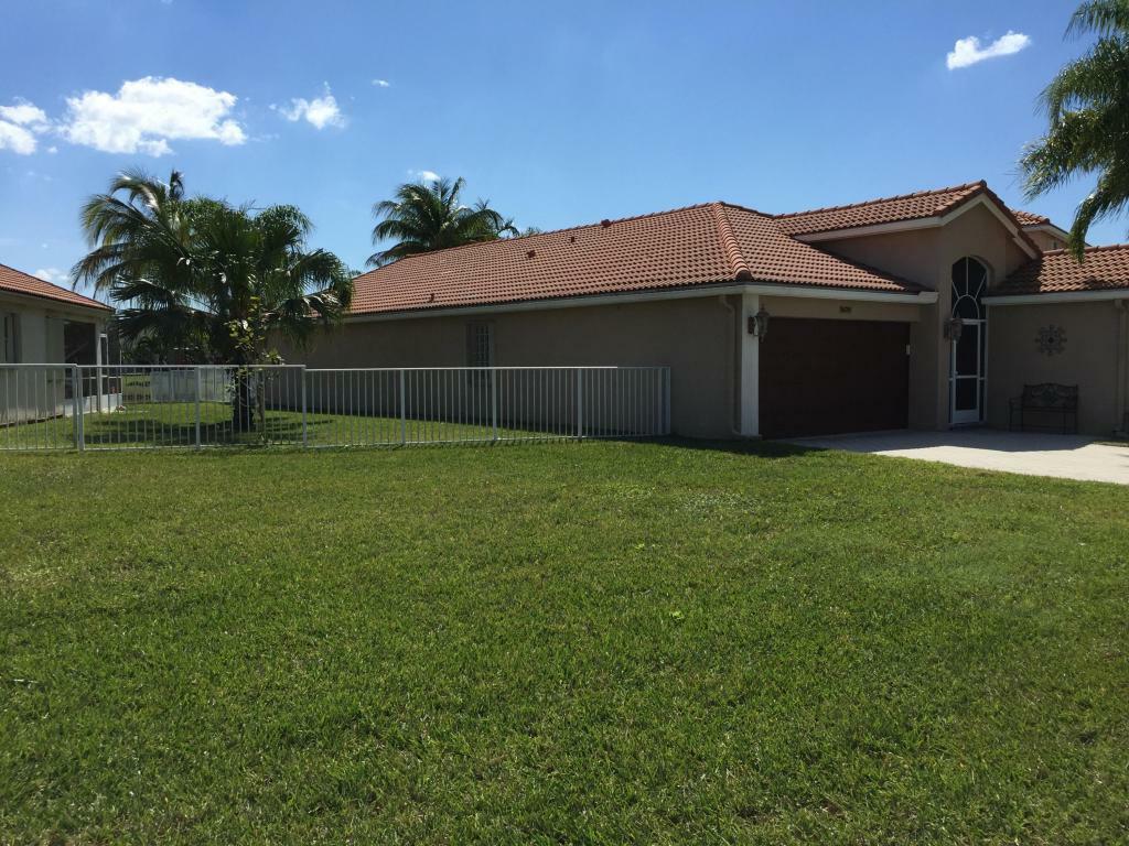 Property Photo:  3629 Miramontes Circle  FL 33414 