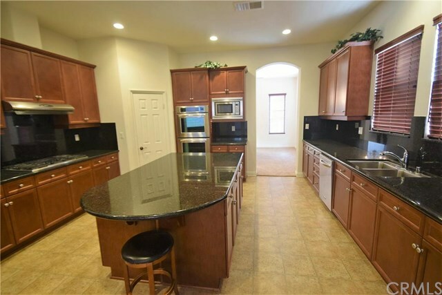 Property Photo:  15729 S Cliff Court  CA 92503 