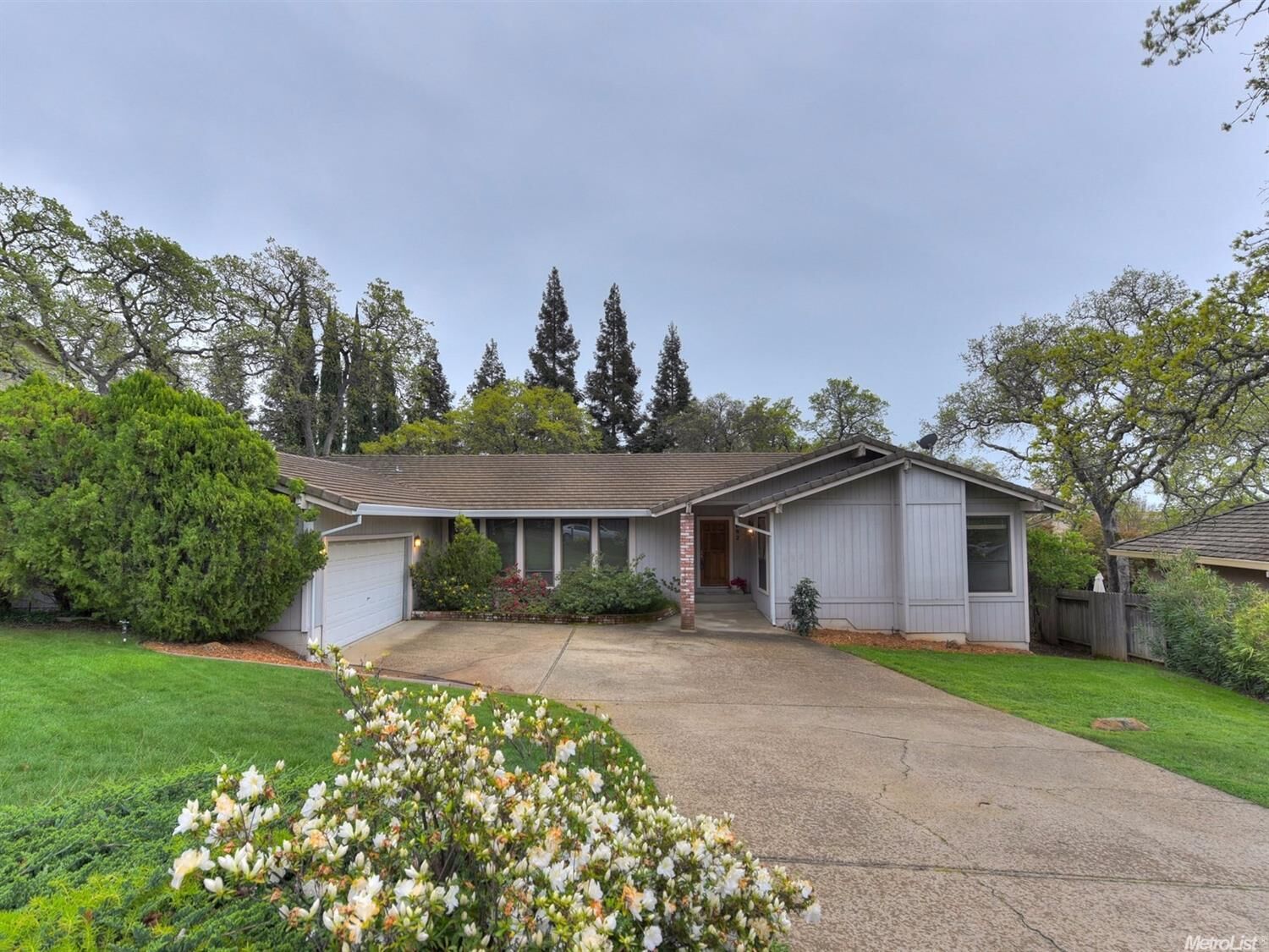 Property Photo: 692 Powers Drive CA 95762