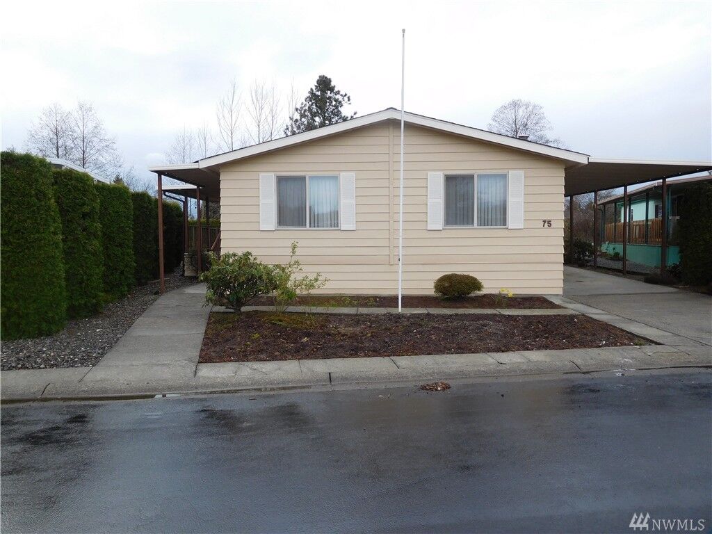 Property Photo:  2725 E Fir St 75  WA 98273 