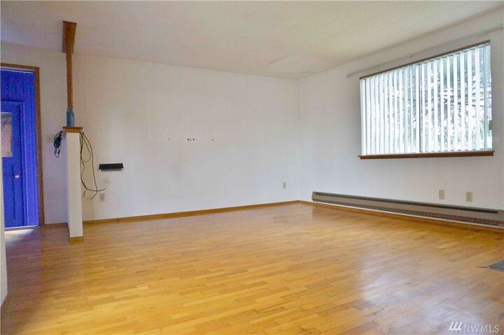 Property Photo: 1402 S 25th St WA 98405