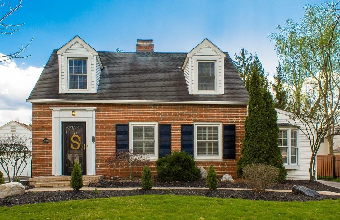 Property Photo: 1903 Suffolk Road OH 43221