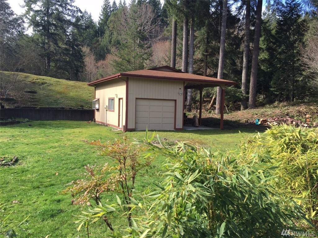 Property Photo:  81 Huffman Rd  WA 98528 