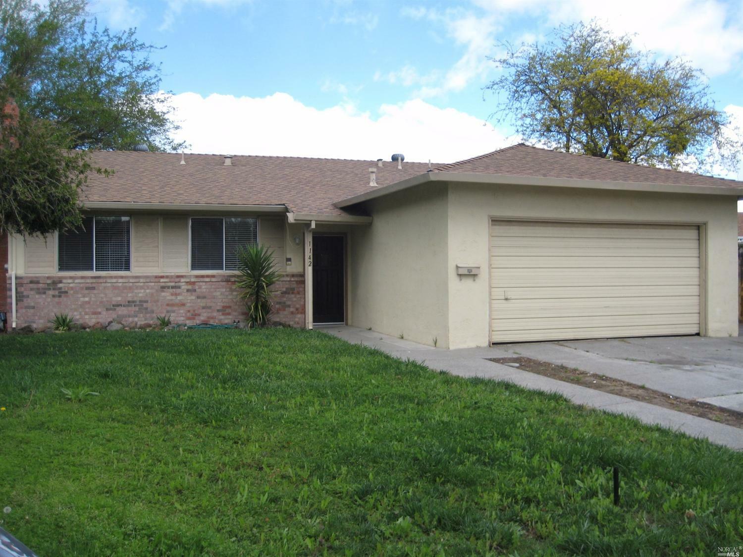 Property Photo:  1142 Cormorant Court  CA 94533 