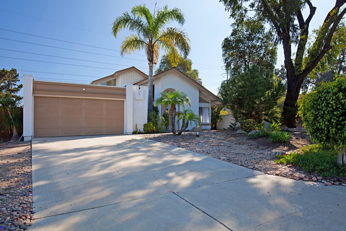 Property Photo: 101 Rodney Ave CA 92024